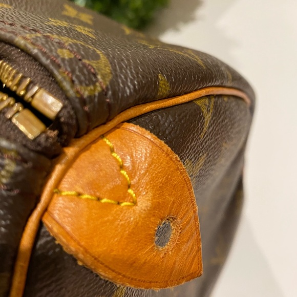 Authentic LV Speedy 35 - Picture 12 of 15